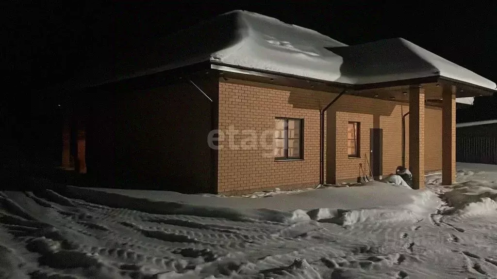 Дом в Тверская область, Калининский муниципальный округ, д. Савкино  ... - Фото 1