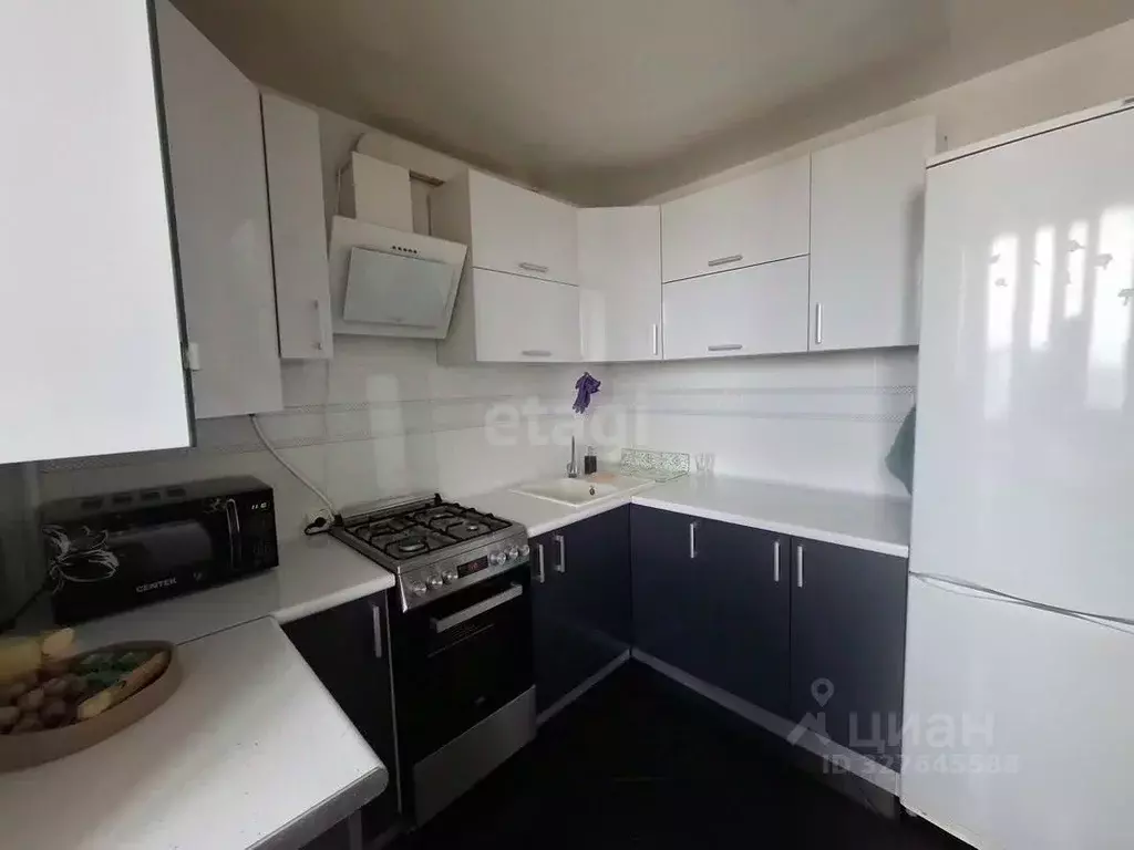 2-к кв. Крым, Сакский район, Новофедоровка пгт пер. Марченко (53.8 м) - Фото 1