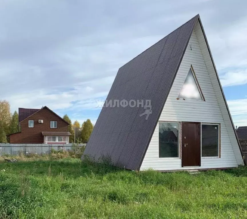 Дом в Новосибирская область, Новосибирский район, Толмачевский ... - Фото 1