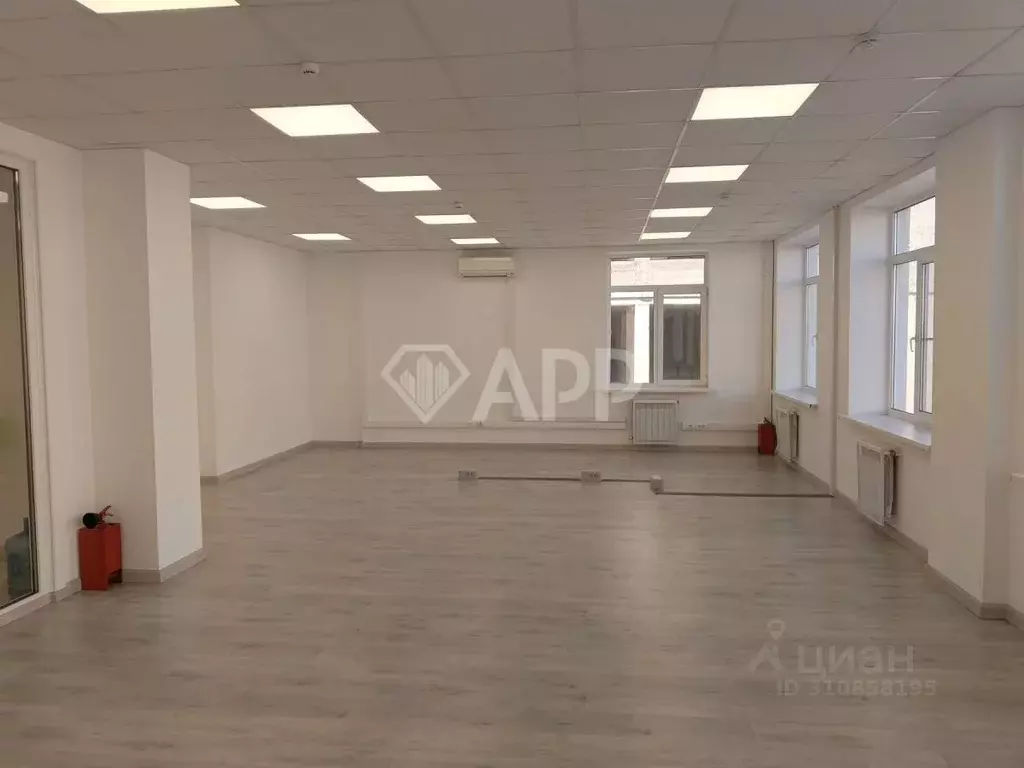 Офис в Краснодарский край, Новороссийск ул. Энгельса, 32 (108 м) - Фото 1