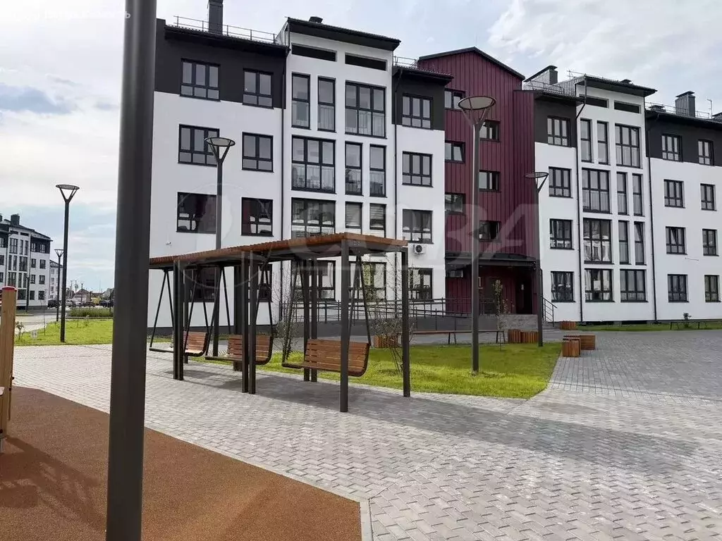 1-комнатная квартира: Тюмень, улица Василия Севергина, 7 (54.6 м) - Фото 2