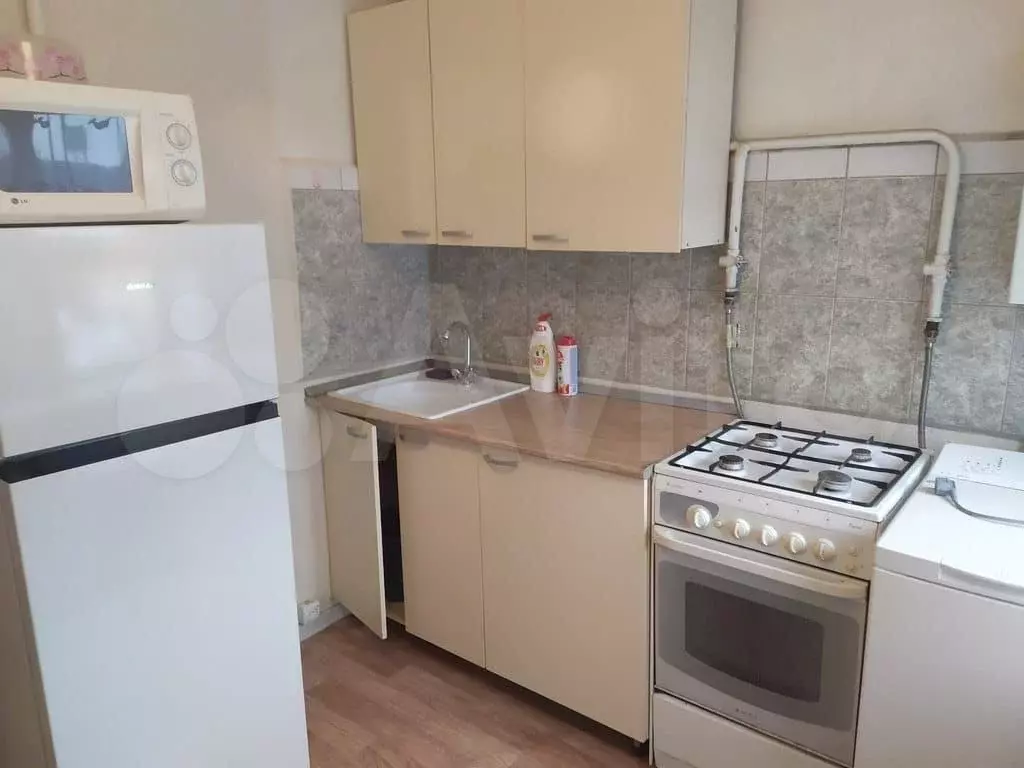 1-к. квартира, 32 м, 4/5 эт. - Фото 0