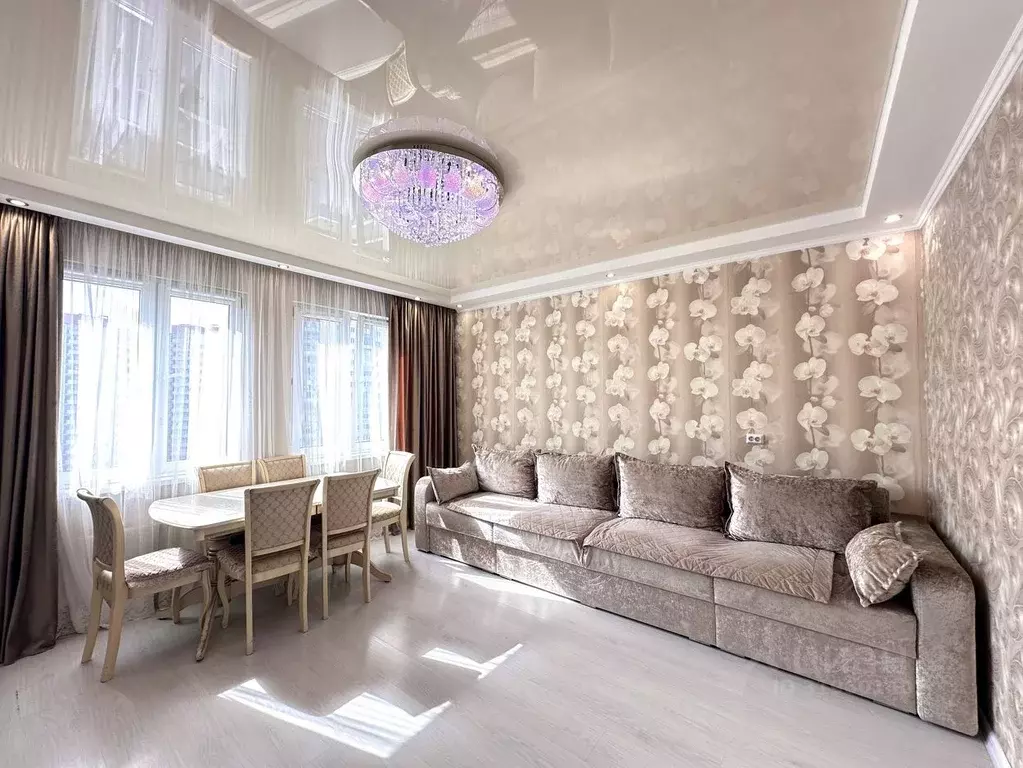2-к кв. Санкт-Петербург ул. Осипенко, 4К2 (68.4 м) - Фото 0