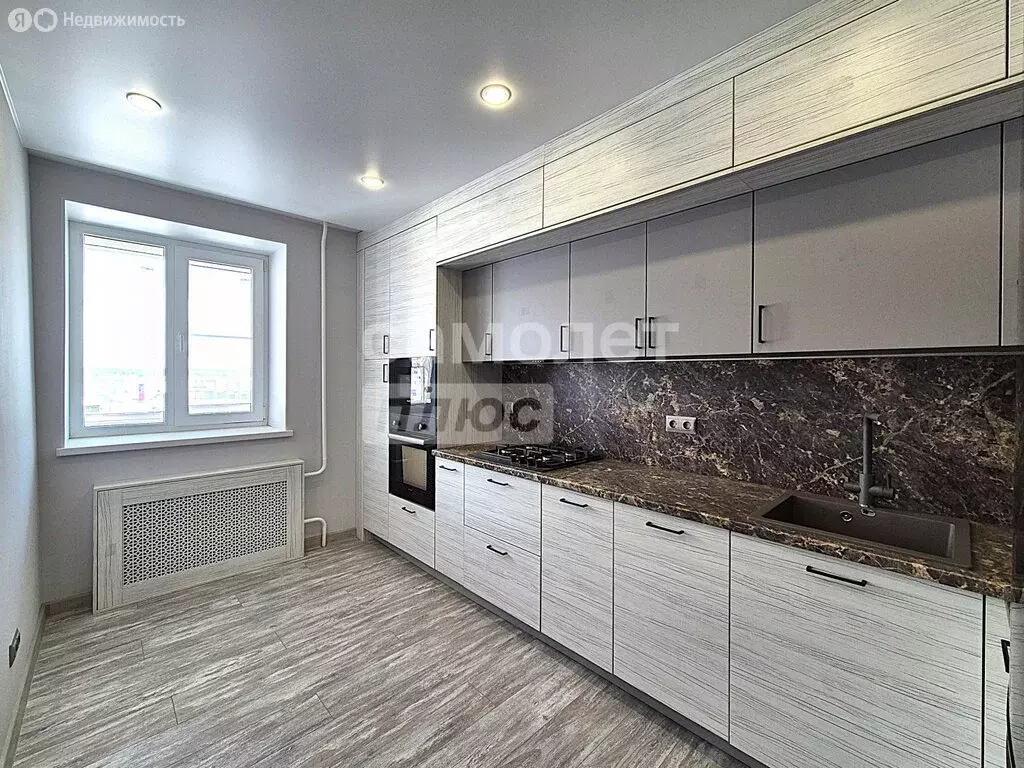 3-комнатная квартира: Домодедово, микрорайон Авиационный, проспект ... - Фото 1