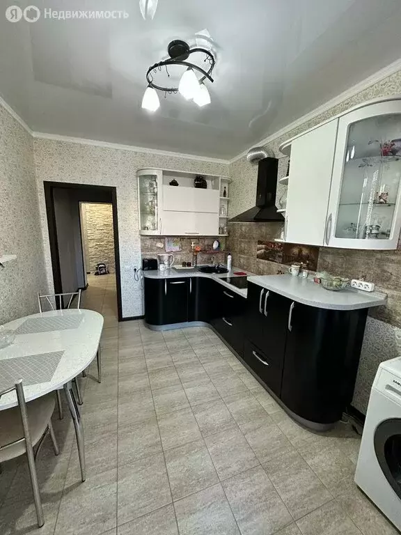 2-комнатная квартира: Краснодар, улица Куликова Поля, 6 (66.5 м) - Фото 1