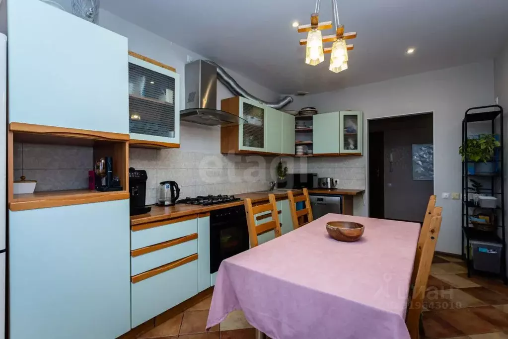 3-к кв. Тульская область, Тула ул. Дзержинского, 10 (88.4 м) - Фото 0