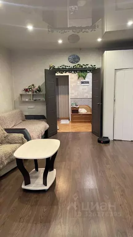 3-к кв. Ярославская область, Рыбинск ул. Зои Космодемьянской, 14 (71.8 ... - Фото 2