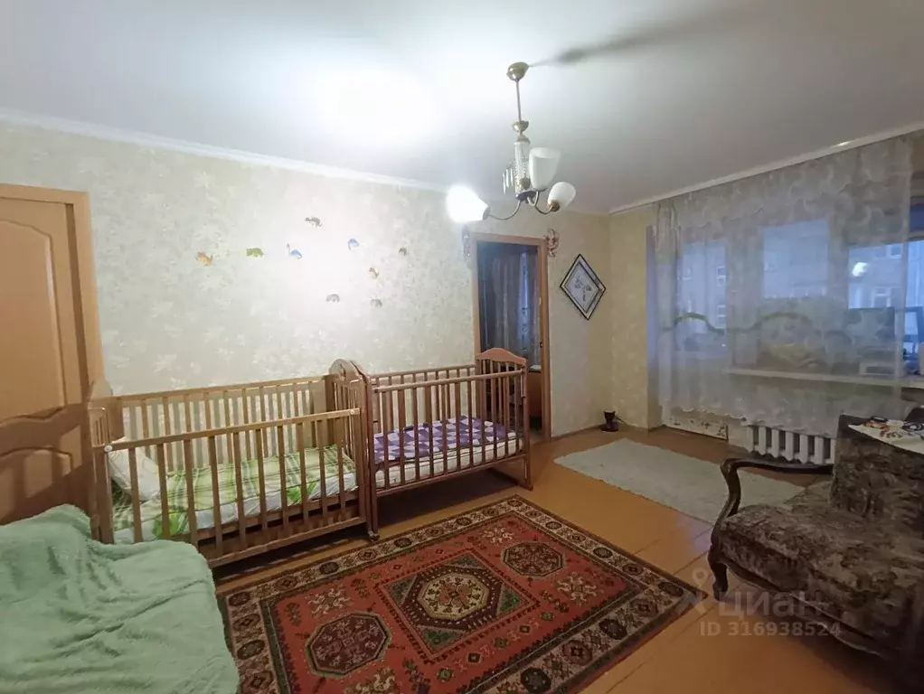 2-к кв. Тульская область, Новомосковск ул. Свердлова, 45Б (42.0 м) - Фото 0
