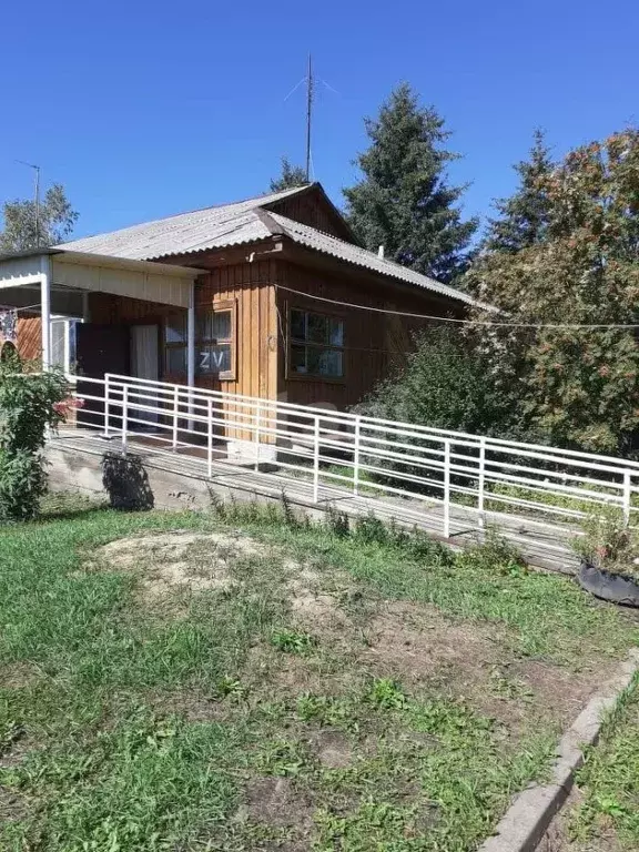 Дом в Амурская область, с. Тамбовка ул. Калининская, 113 (102 м) - Фото 2