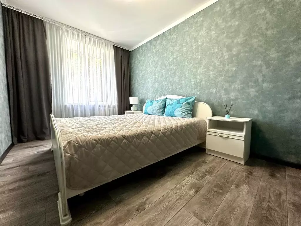 2-к кв. Тюменская область, Тобольск 4-й мкр, 38 (45.0 м) - Фото 1