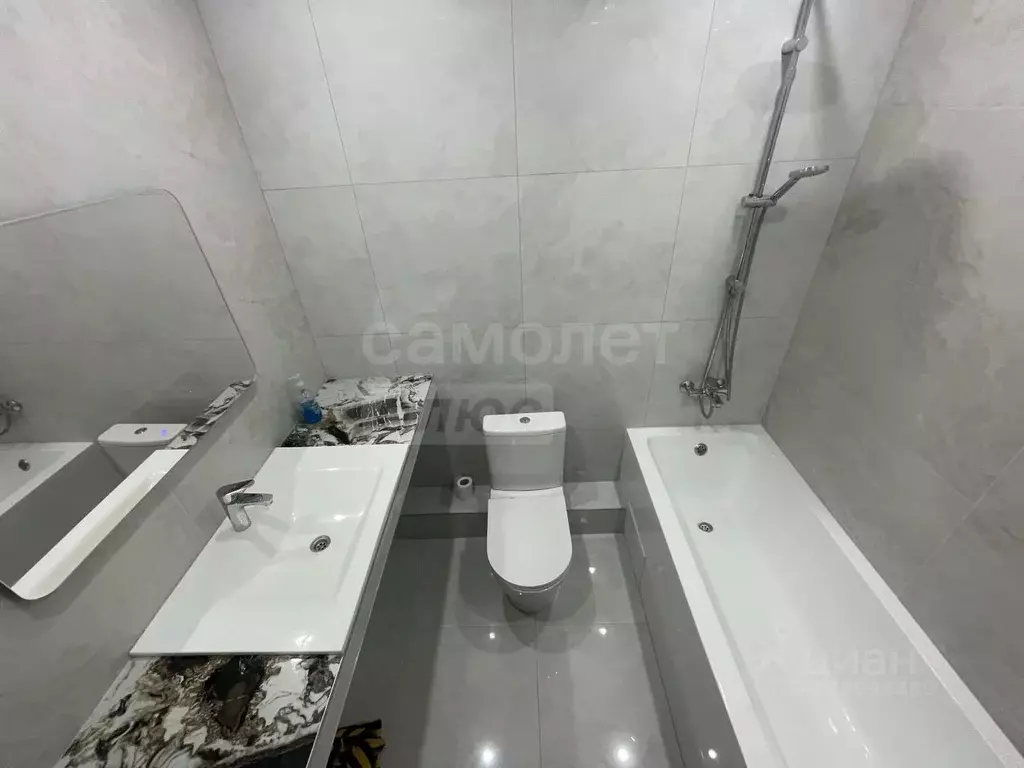 1-к кв. Оренбургская область, Оренбург Планерная ул., 11 (35.0 м) - Фото 1