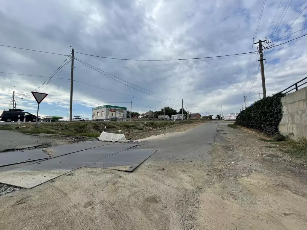 Дом в Ростовская область, Неклиновский район Р-280, 52-й км (64 м) - Фото 1