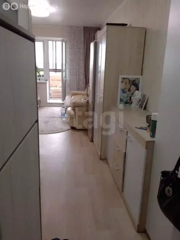 Квартира-студия: Набережные Челны, улица имени Р.М. Низаметдинова, 7А ... - Фото 2