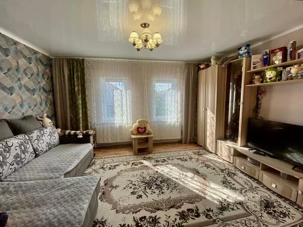 Дом в Воронежская область, Борисоглебск пл. Ленина (154 м) - Фото 0