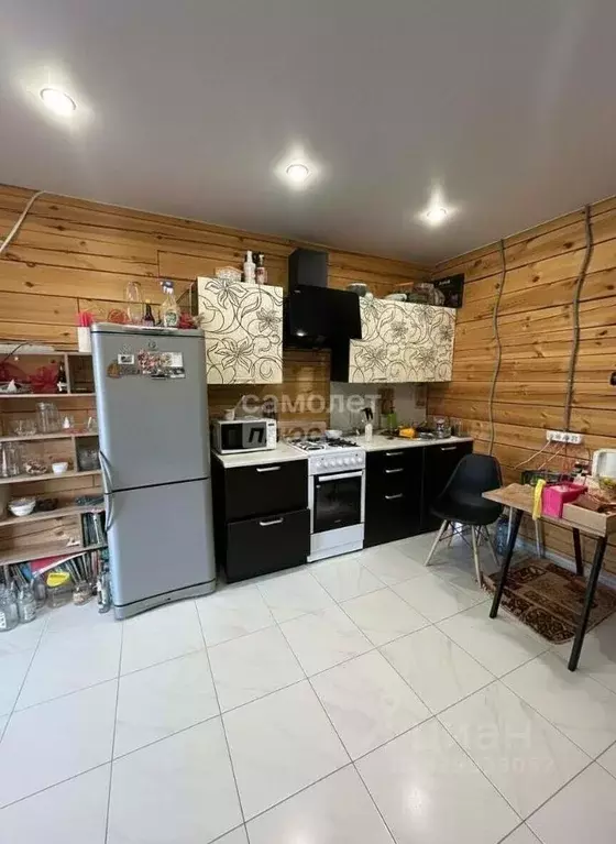 Дом в Иркутская область, Иркутский муниципальный округ, с. Хомутово  ... - Фото 1