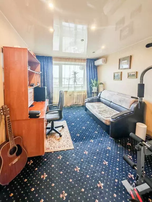 3-к кв. Ярославская область, Тутаев Комсомольская ул., 42 (66.4 м) - Фото 1