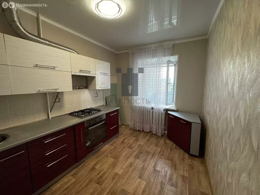 2-комнатная квартира: Мелеуз, улица Бурангулова, 15 (60.7 м) - Фото 0