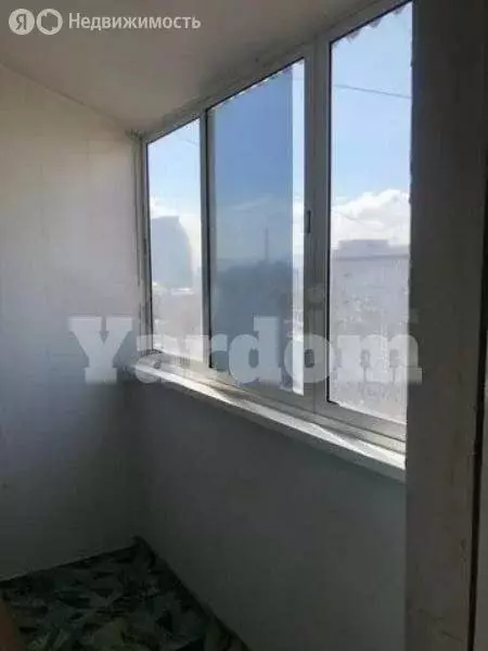 2-комнатная квартира: Красноярск, улица Железнодорожников, 30 (38 м) - Фото 0