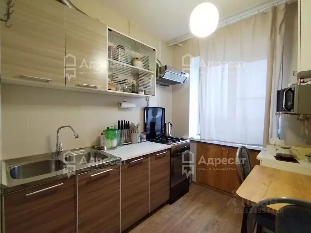 2-к кв. Волгоградская область, Волгоград ул. Качинцев, 110 (43.7 м) - Фото 1