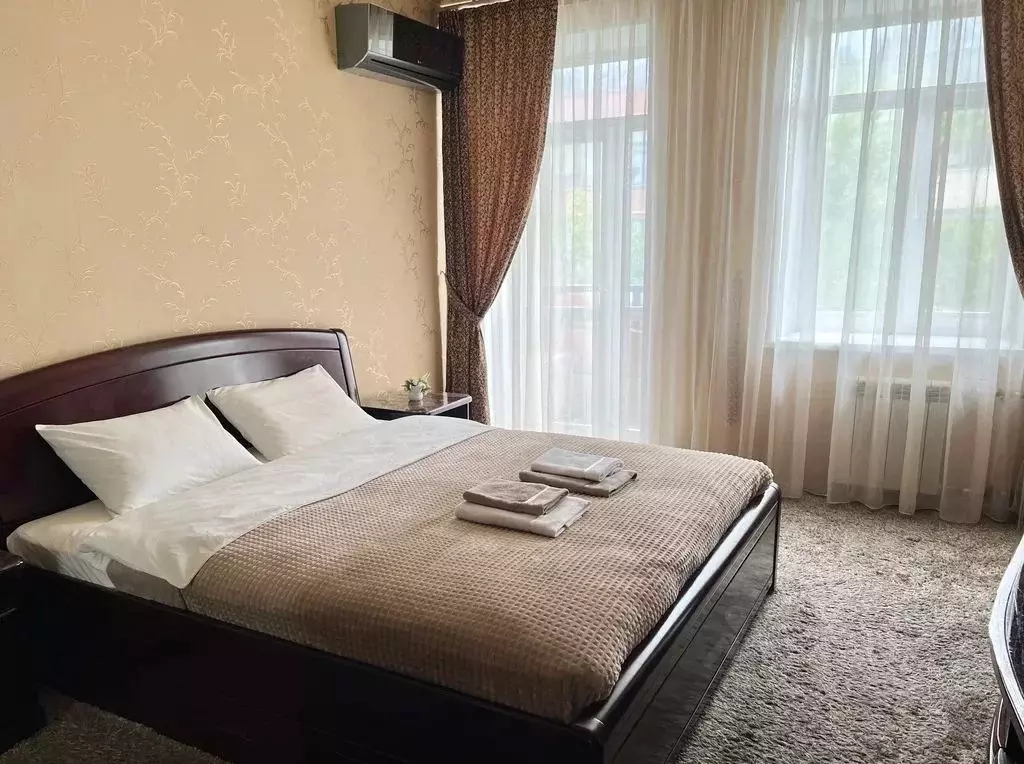 2-к кв. Приморский край, Владивосток ул. 1-я Морская, 16А (52.0 м) - Фото 0