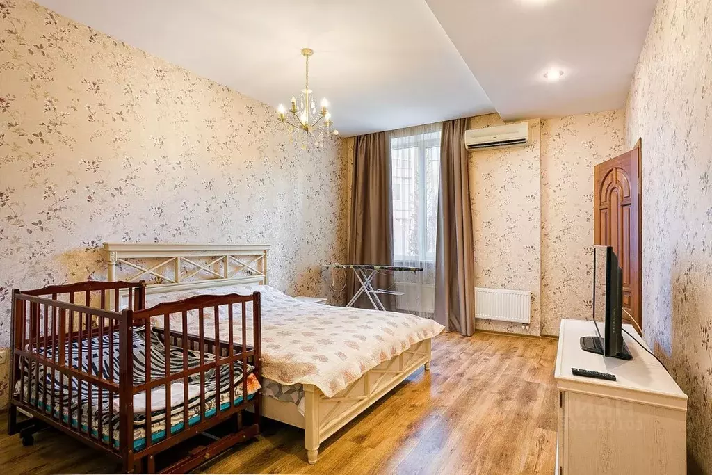3-к кв. Крым, Ялта ул. Володарского, 9 (116.1 м) - Фото 1