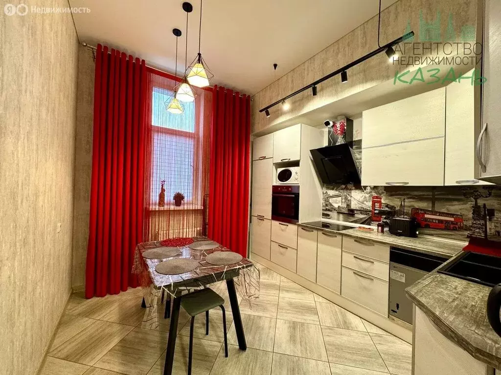 3-комнатная квартира: Казань, улица Максимова, 37Б (77.6 м) - Фото 2