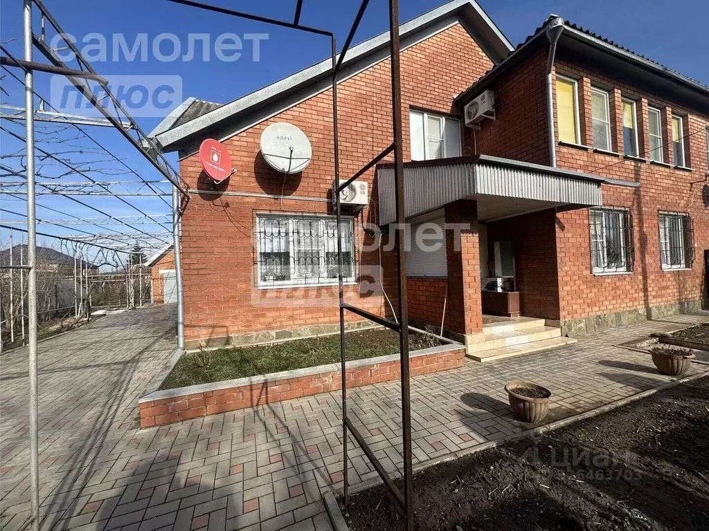 Дом в Краснодарский край, Брюховецкий район, Брюховецкая ст-ца ул. ... - Фото 1