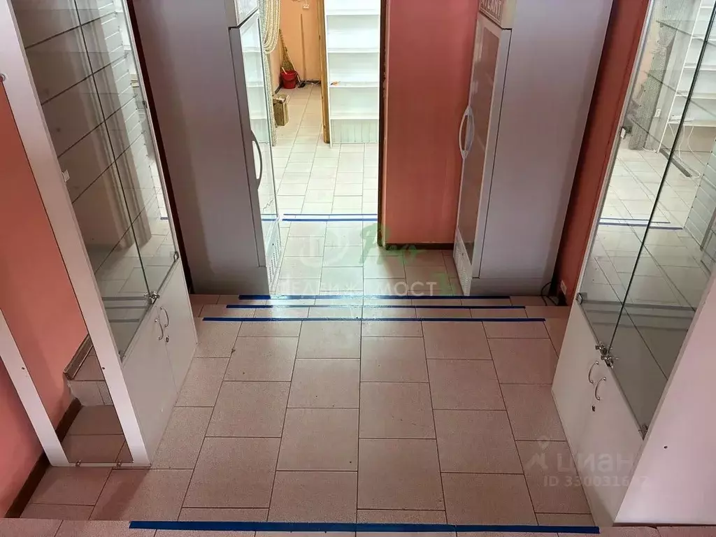 Помещение свободного назначения в Краснодарский край, Ейск Красная ... - Фото 2