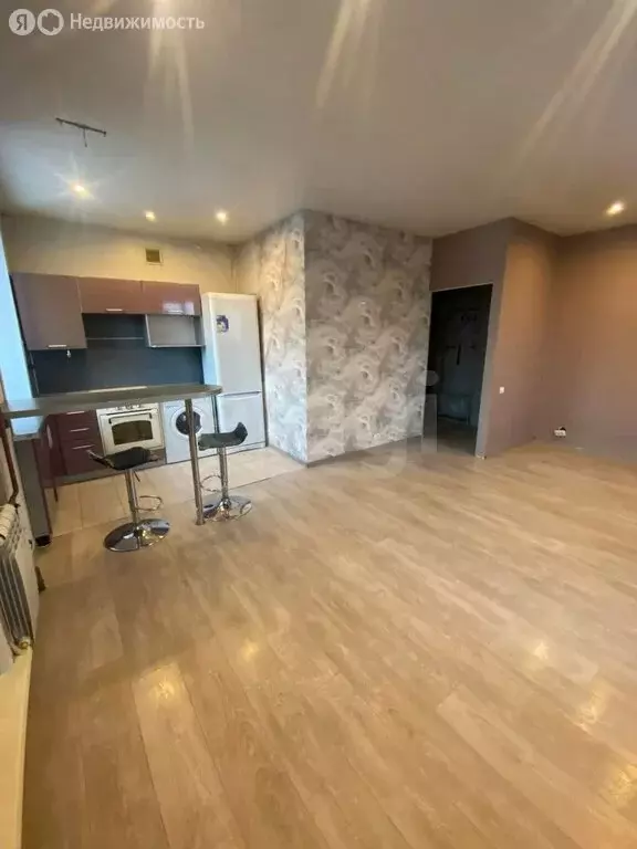 1-комнатная квартира: Прокопьевск, улица Шишкина, 22 (32.9 м) - Фото 2