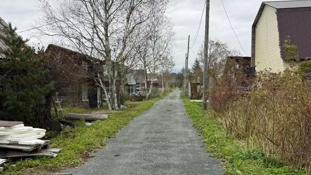 Участок в Сахалинская область, Южно-Сахалинск Медик СНТ, ул. Пирогова, ... - Фото 1