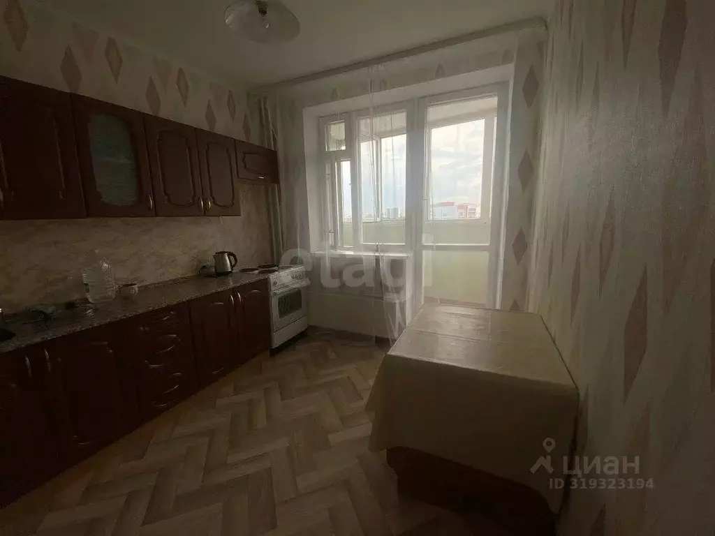 2-к кв. Тюменская область, Тюмень ул. Газовиков, 51 (56.0 м) - Фото 1