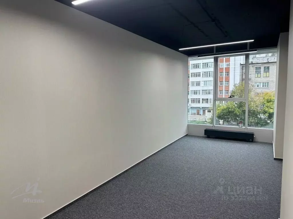 Офис в Алтайский край, Барнаул Партизанская ул., 70 (20 м) - Фото 1