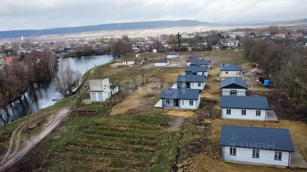 Дом в Крым, Бахчисарайский район, Красномакское с/пос, с. Холмовка ул. ... - Фото 0