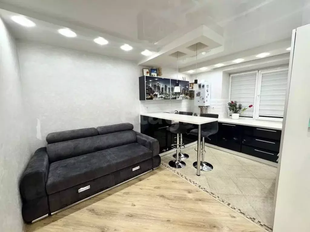 2-к кв. Мордовия, Саранск Мордовская ул., 35к233А (55.9 м) - Фото 1