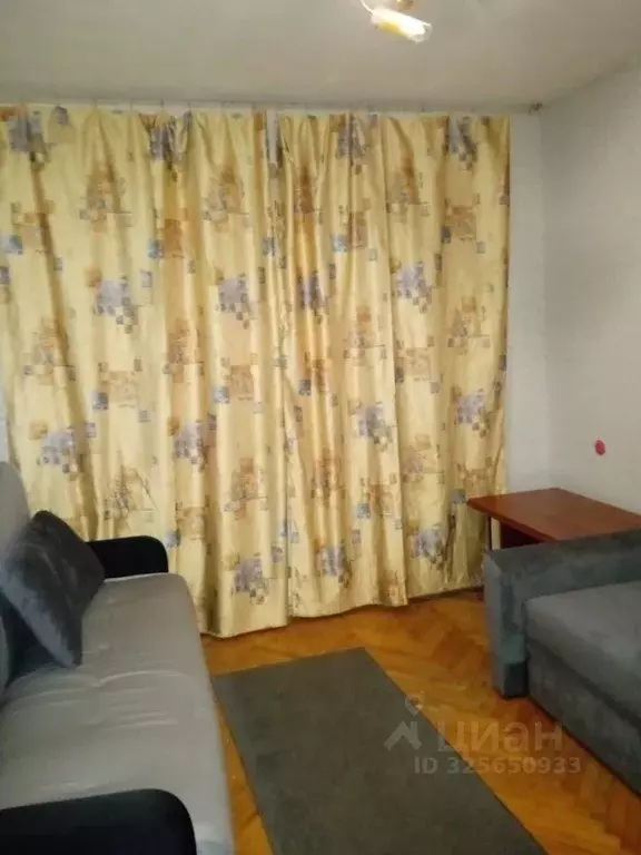 3-к кв. Москва ул. Коненкова, 12А (50.0 м) - Фото 1