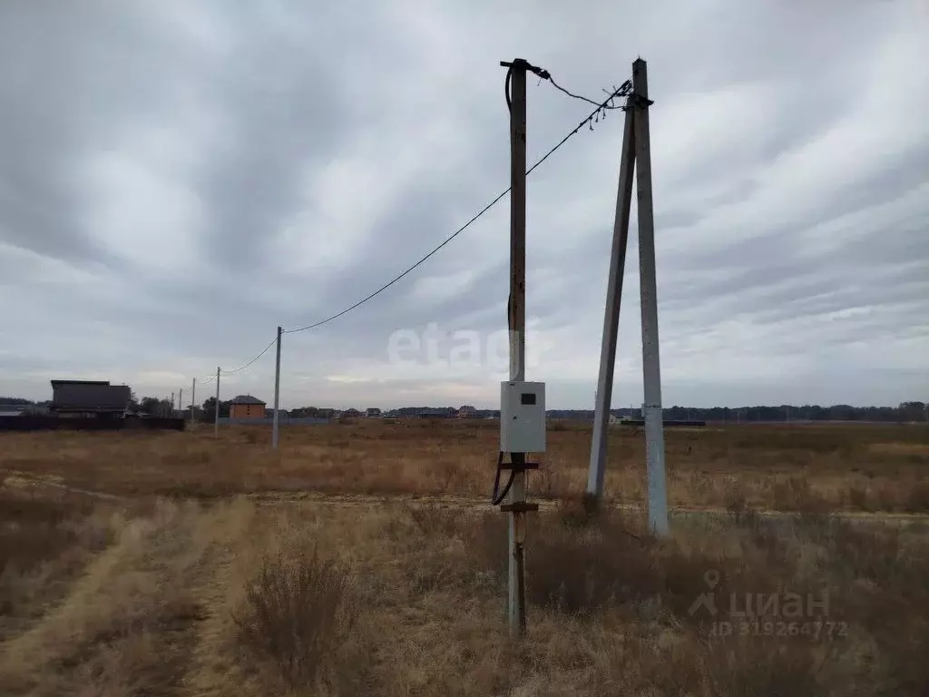 Участок в Курская область, Курский район, Моковский сельсовет, д. 2-я ... - Фото 0