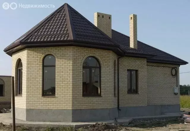 Дом в Ростов-на-Дону, Орская улица (100 м) - Фото 0