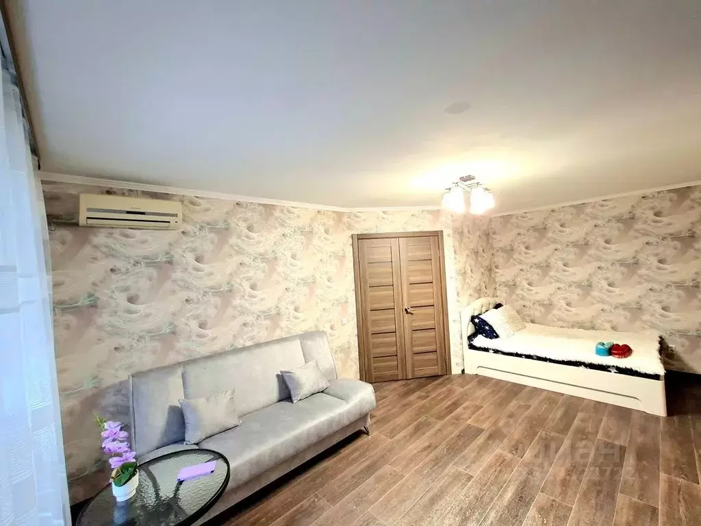 1-к кв. Татарстан, Зеленодольск ул. Шустова, 6 (43.0 м) - Фото 1