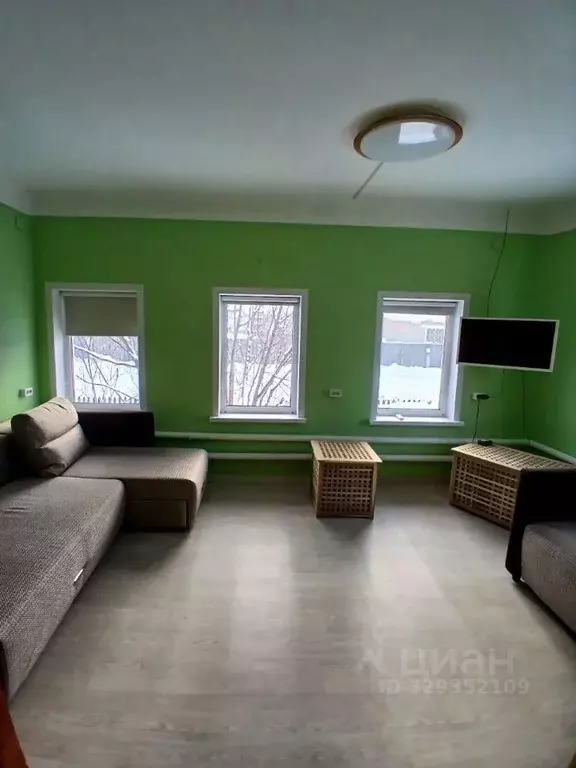 Дом в Кировская область, Куменский район, Нижнеивкино пгт ул. ... - Фото 1