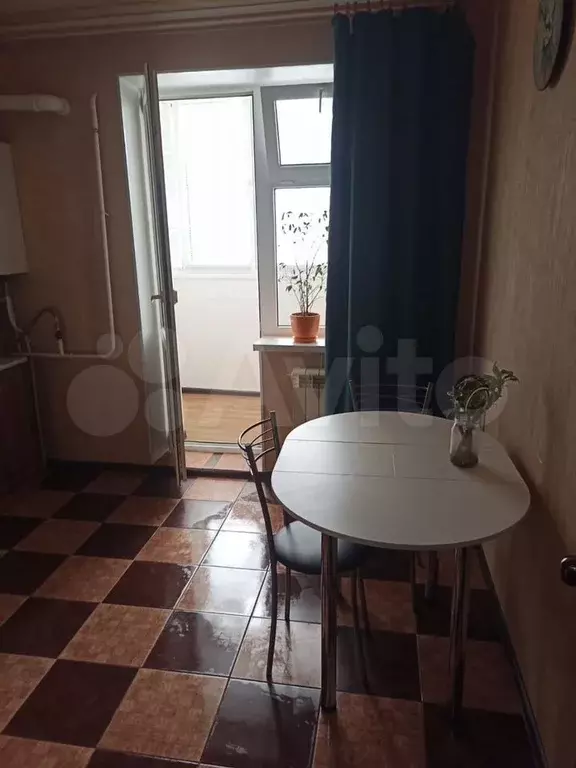 1-к. квартира, 38 м, 8/12 эт. - Фото 1