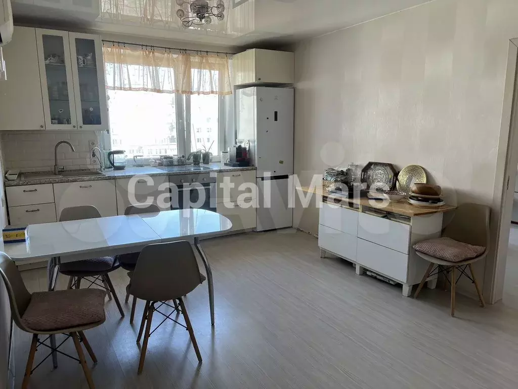 3-к. квартира, 80 м, 12/18 эт. - Фото 0