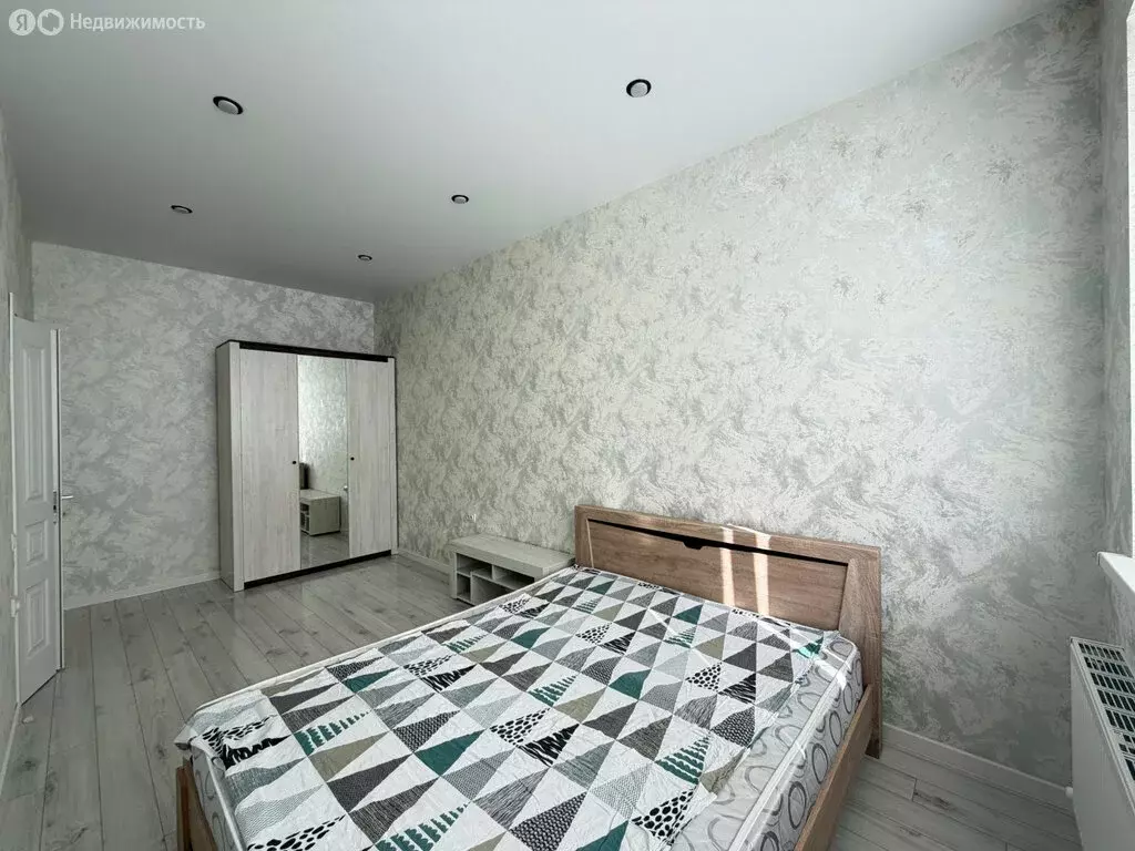 1-комнатная квартира: Нальчик, район Горная, Солнечная улица, 10к8 (32 ... - Фото 1