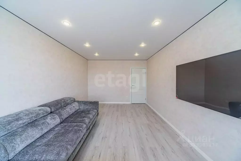 1-к кв. Саратовская область, Саратов ул. Имени С.П. Лисина, 16А (45.3 ... - Фото 2