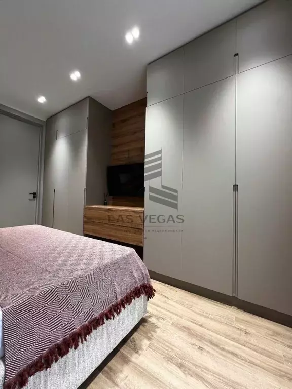 2-к кв. Татарстан, Казань Бухарская ул., 32к2 (65.0 м) - Фото 1