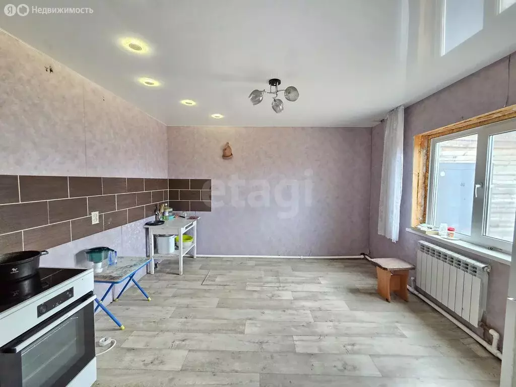 Дом в село Нижний Саянтуй, Садовая улица (161 м) - Фото 1