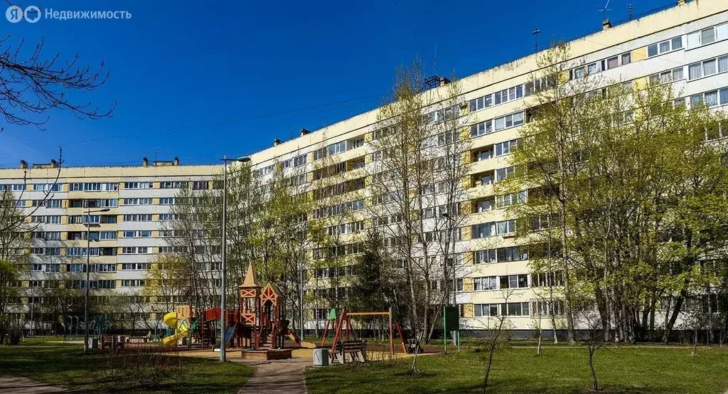 3-комнатная квартира: Санкт-Петербург, улица Есенина, 8к1 (68.8 м) - Фото 1