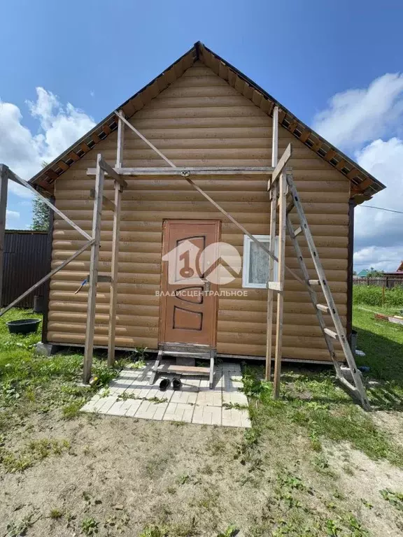 Дом в Новосибирская область, Колыванский район, Север ТСН 74 (25 м) - Фото 0