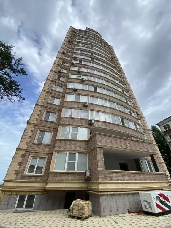 2-к кв. Дагестан, Махачкала ул. Тулпара Мусалаева, 4 (88.7 м) - Фото 0