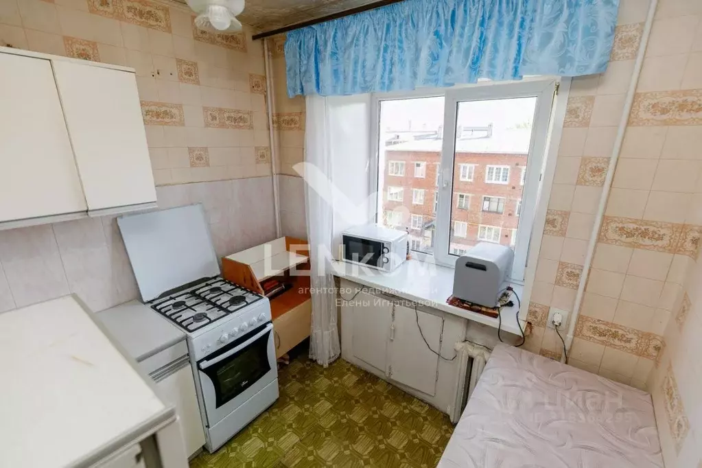 1-к кв. Удмуртия, Ижевск 9-я Подлесная ул., 25 (30.2 м) - Фото 0