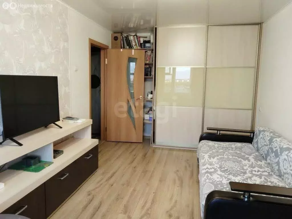 1-комнатная квартира: Омск, улица Суровцева, 102 (29 м) - Фото 1
